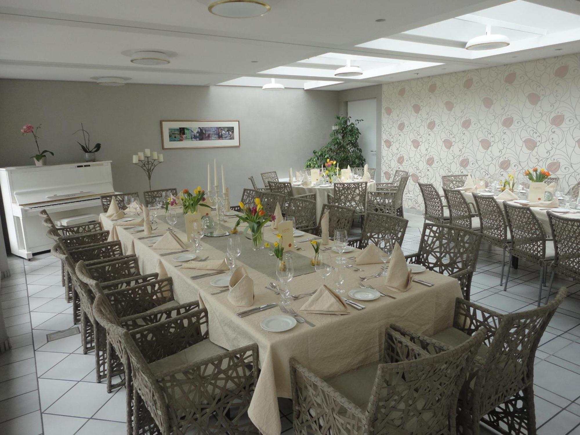 Hotel Engel Langenargen Bagian luar foto