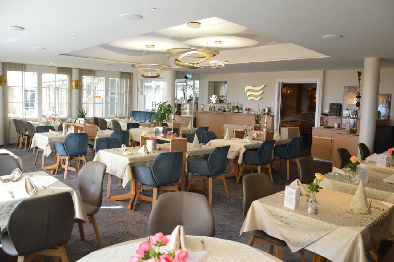Hotel Engel Langenargen Bagian luar foto